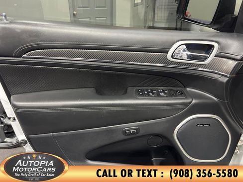 Used 2021 Jeep Grand Cherokee SRT image 21