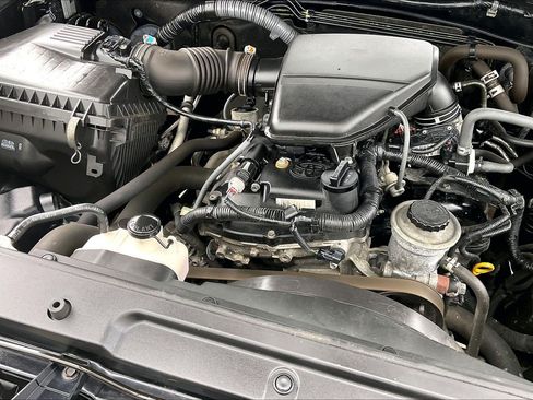 Used 2019 Toyota Tacoma SR AWD/4WD image 35