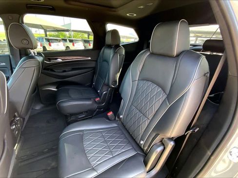 Certified 2023 Buick Enclave Avenir w/ Trailering Package, 5000 lbs. FWD image 20
