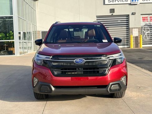 Used 2025 Subaru Forester Touring w/ Popular Package - Touring image 2