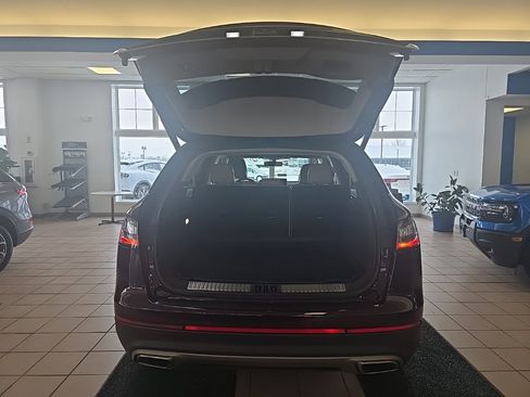 Used 2022 Lincoln Nautilus Reserve image 28