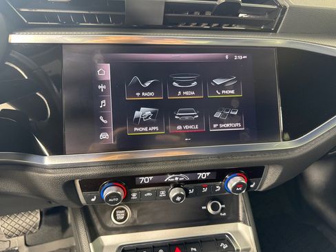 Used 2021 Audi Q3 2.0T Premium image 19