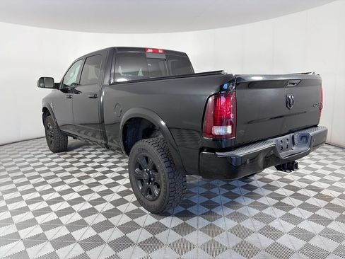 Used 2015 RAM 2500 Laramie w/ Black Appearance Group AWD/4WD image 5