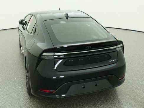 New 2026 Toyota Prius Plug-In Hybrid FWD image 6