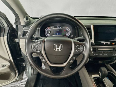 Used 2017 Honda Ridgeline RTL-T image 13