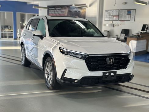 Used 2023 Honda CR-V EX-L image 3