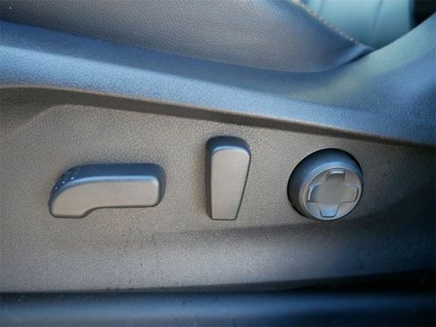 Certified 2025 Subaru Ascent Bronze Edition image 22