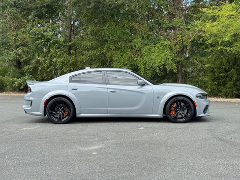 Used 2022 Dodge Charger SRT Hellcat w/ Harman/Kardon Audio Group image 14