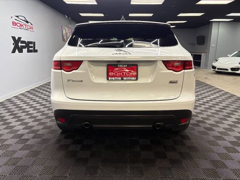 Used 2020 Jaguar F-PACE Premium image 10