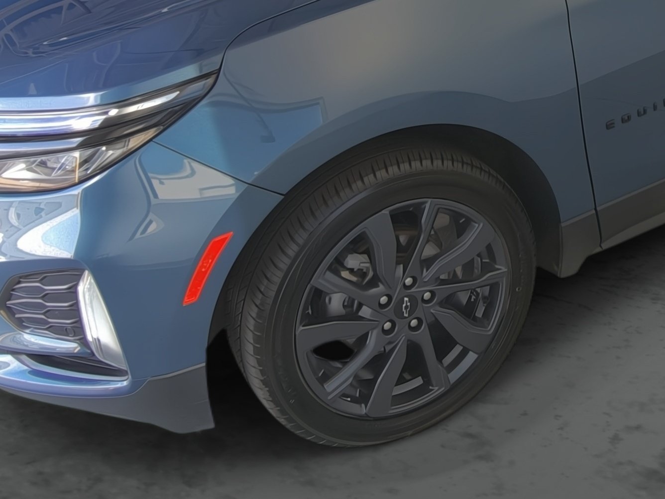 Certified 2024 Chevrolet Equinox RS FWD image 7
