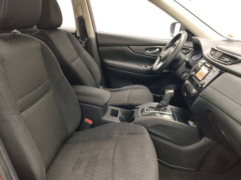 Used 2017 Nissan Rogue S image 21
