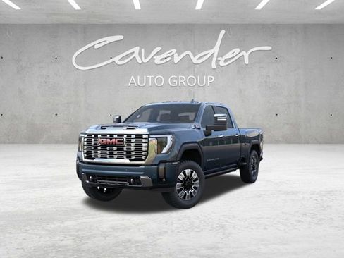 New 2026 GMC Sierra 2500 Denali w/ Denali Reserve Package AWD/4WD image 8
