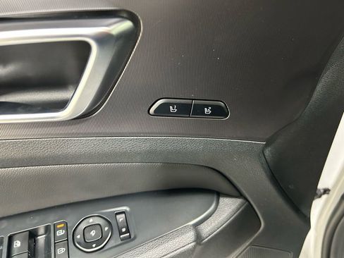 New 2026 Kia Sportage SX image 14