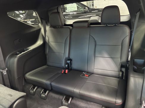 New 2026 Chevrolet Traverse RS image 39