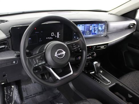 Certified 2026 Nissan Kicks SV FWD image 18