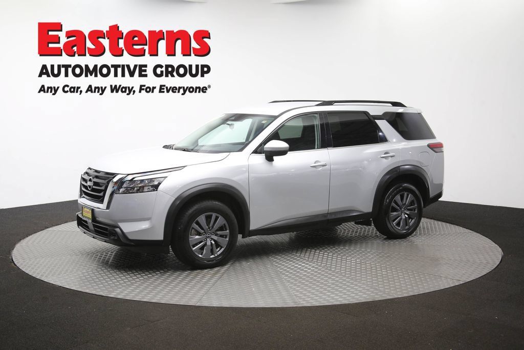 Used 2025 Nissan Pathfinder SV FWD image 61
