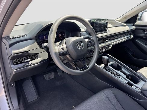 Certified 2023 Honda Accord EX image 10