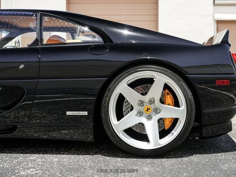 Used 1995 Ferrari F355 Berlinetta RWD image 5