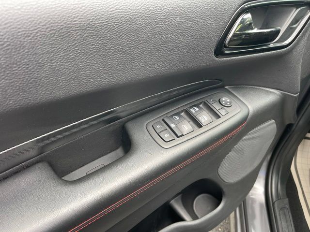 Used 2025 Dodge Durango GT AWD/4WD image 18