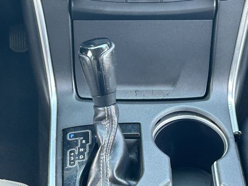 Used 2015 Toyota Camry XSE FWD image 20