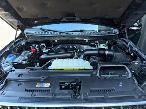 Used 2025 Lincoln Navigator Reserve AWD/4WD image 39