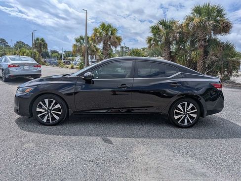 Used 2025 Nissan Sentra SV w/ SV Premium Package FWD image 6