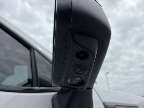 Used 2025 GMC Sierra 1500 AT4 w/ AT4 Premium Package AWD/4WD image 22