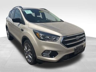 Used 2017 Ford Escape SE w/ SE Sport Appearance Package