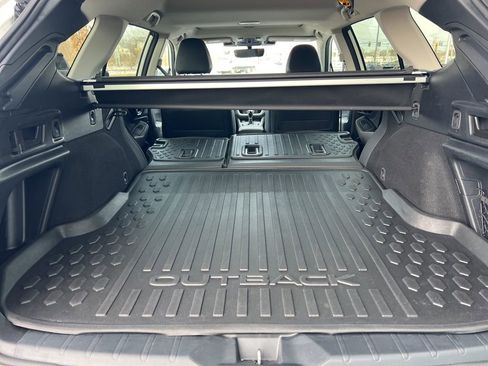 Used 2023 Subaru Outback Onyx Edition image 52