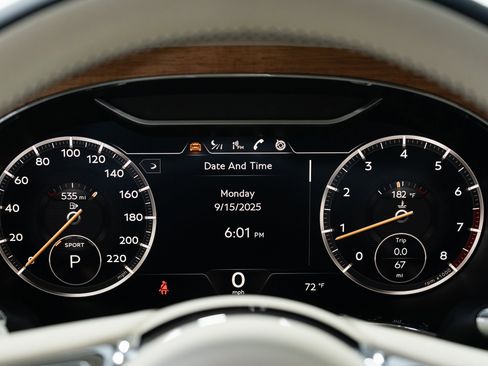 Certified 2024 Bentley Continental GT image 32