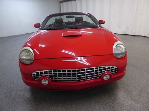 Used 2003 Ford Thunderbird Deluxe image 2