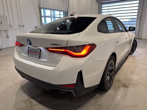 Used 2023 BMW i4 eDrive35 w/ Premium Package image 3