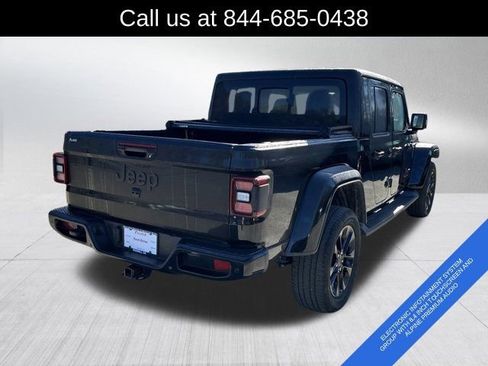 Certified 2022 Jeep Gladiator Overland image 5