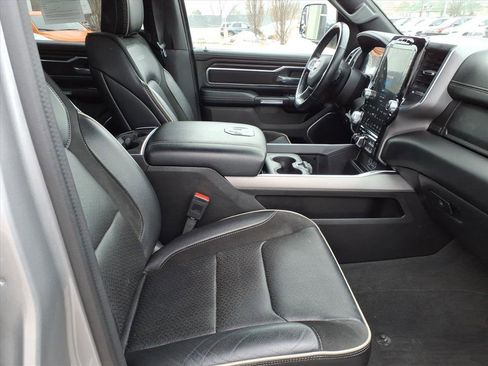 Used 2023 RAM 1500 Laramie image 9