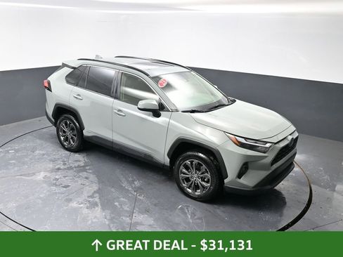 Used 2023 Toyota RAV4 XLE Premium image 45