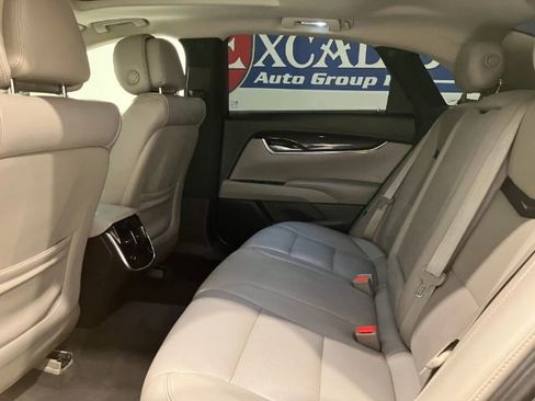 Used 2014 Cadillac XTS Luxury image 38