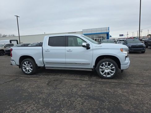 New 2026 Chevrolet Silverado 1500 High Country AWD/4WD image 10