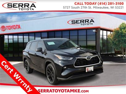 Used 2024 Toyota Highlander LE