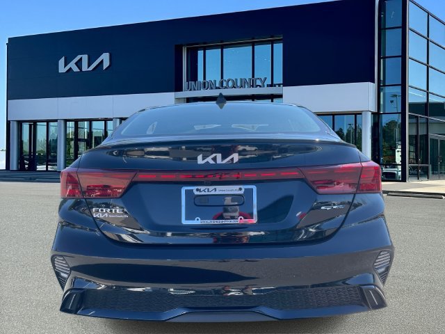 Certified 2024 Kia Forte GT-Line FWD image 5