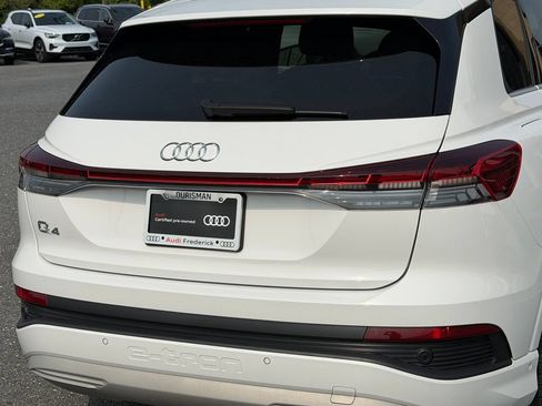 Certified 2023 Audi Q4 e-tron Premium Plus w/ Premium Plus RWD image 11