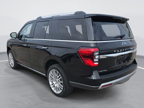 Used 2024 Ford Expedition Limited image 7
