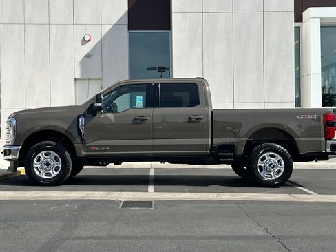 New 2026 Ford F250 XLT w/ XLT Premium Package image 6