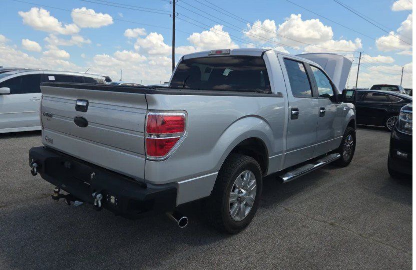 Used 2011 Ford F150 XLT w/ XLT Chrome Pkg RWD image 3