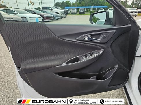 Used 2021 Chevrolet Malibu RS FWD image 13