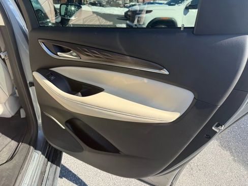 Used 2024 Buick Enclave Avenir w/ Avenir Technology Package image 16