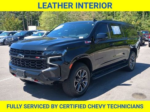 Used 2024 Chevrolet Suburban Z71 w/ Luxury Package AWD/4WD image 13