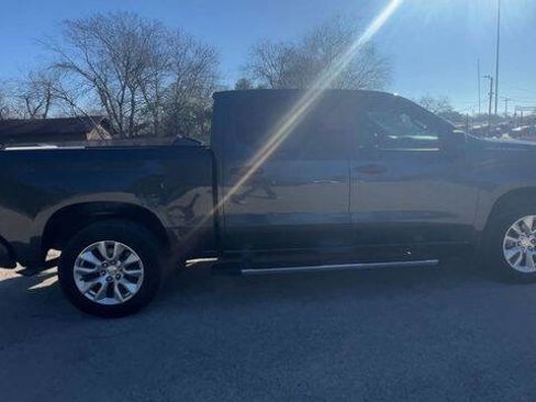 Used 2021 Chevrolet Silverado 1500 Custom image 9
