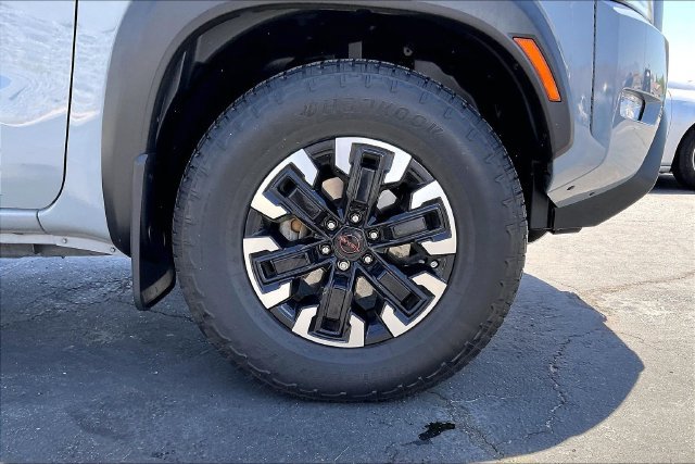 Certified 2024 Nissan Frontier PRO-4X w/ Technology Package AWD/4WD image 8