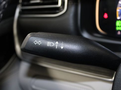 Used 2024 Jeep Wagoneer Series II image 40