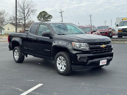 Used 2022 Chevrolet Colorado LT w/ Fleet Safety Package image 2